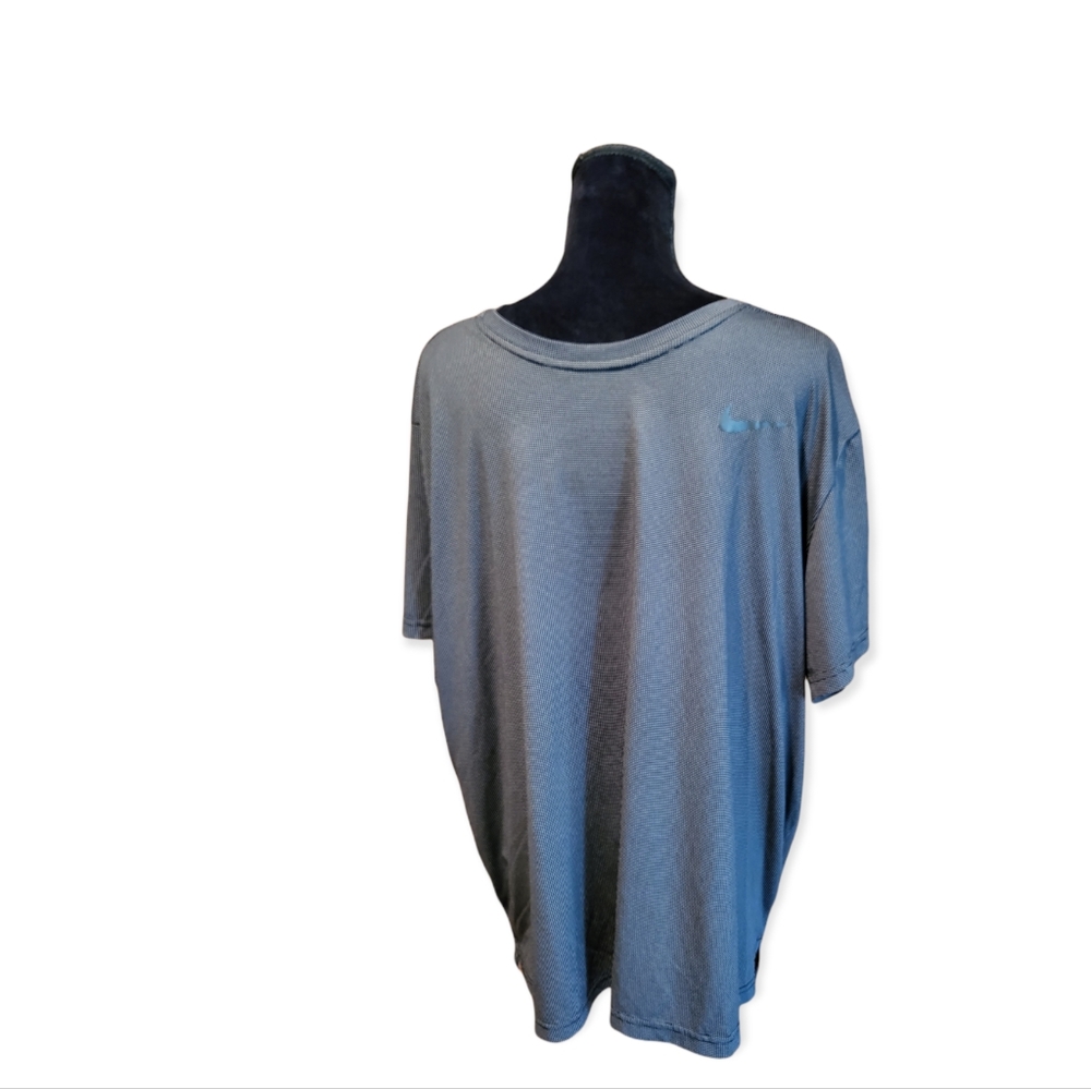 Nike Dri Fit XXL Shirt
